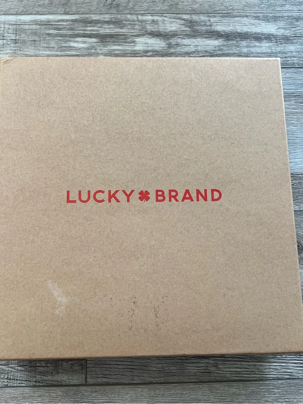 NIB Lucky Brand Women's 2-Piece Hat and Scarf Set